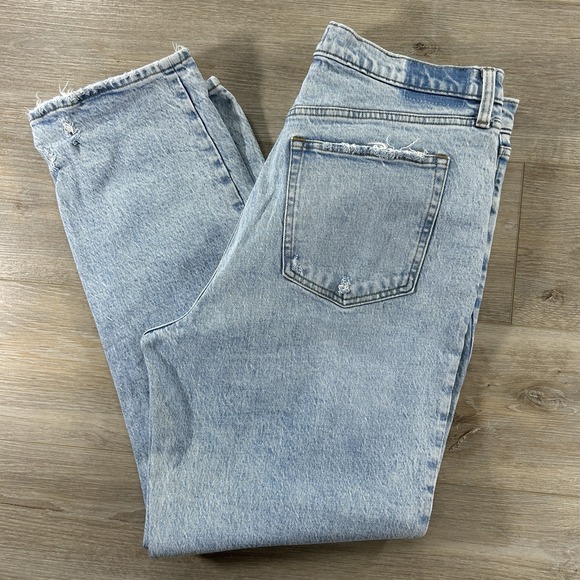 Abercrombie & Fitch 33 /16R The 90s Straight Ultra High Rise Light Wash - Picture 1 of 11